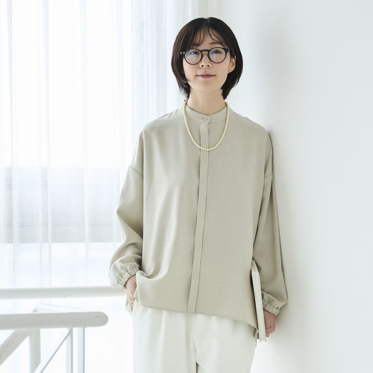 ライトベージュ